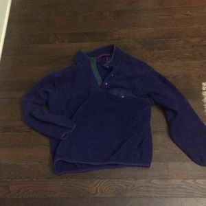 Patagonia women’s large fleece pullover